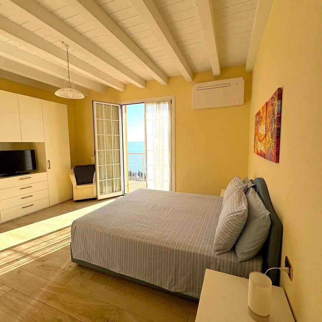 Apartment Villa Panorama Residence Gardone Riviera