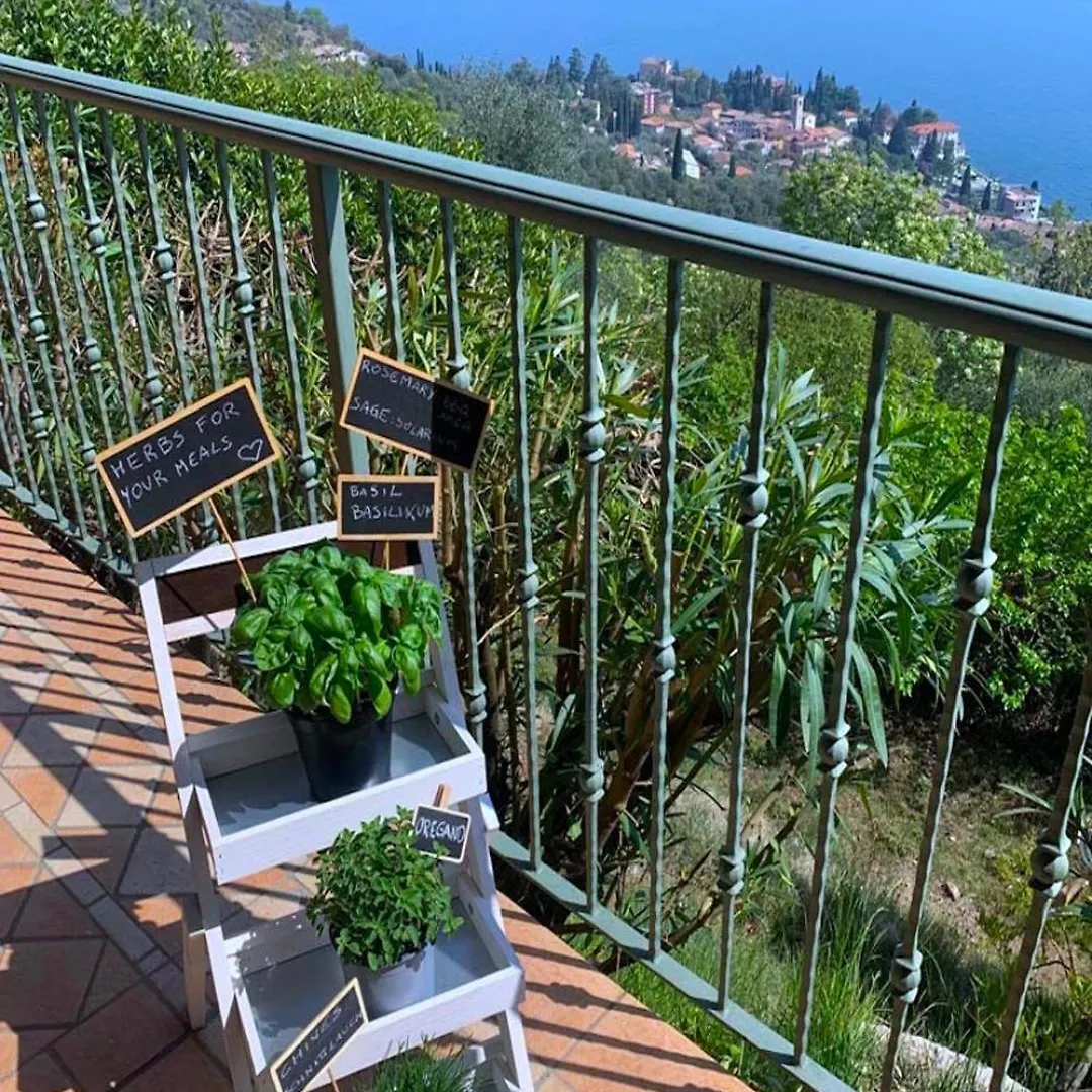 Villa Panorama Residence Gardone Riviera 0*,  Italy