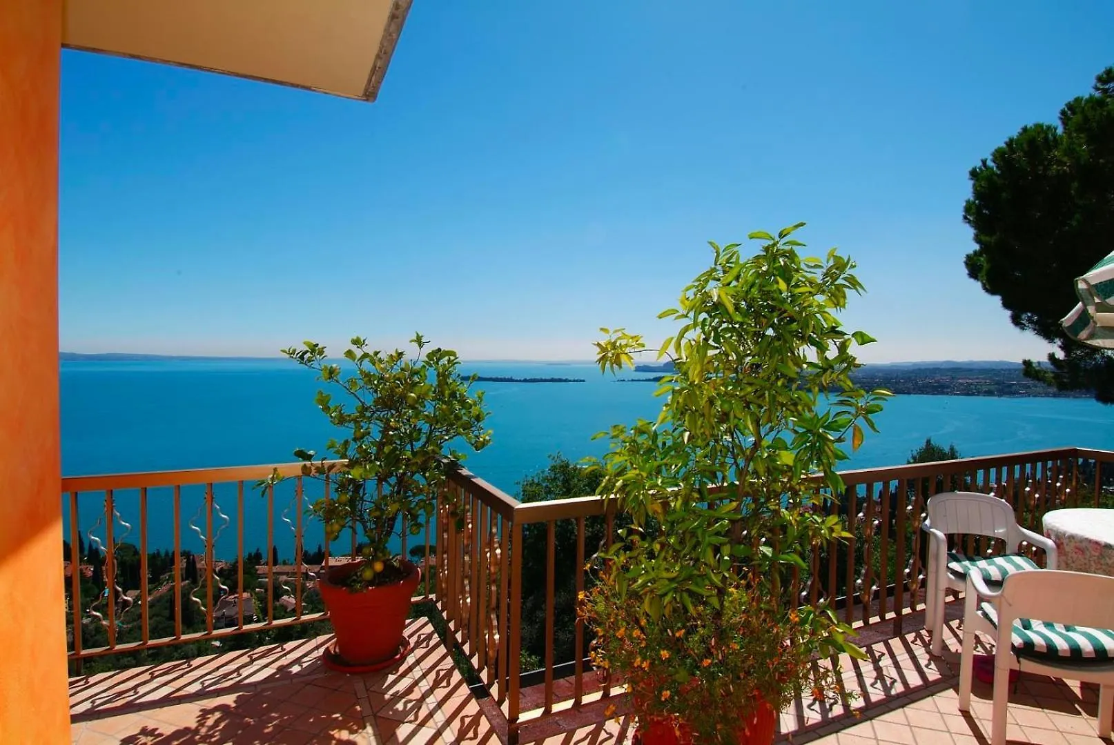 Villa Panorama Residence Gardone Riviera